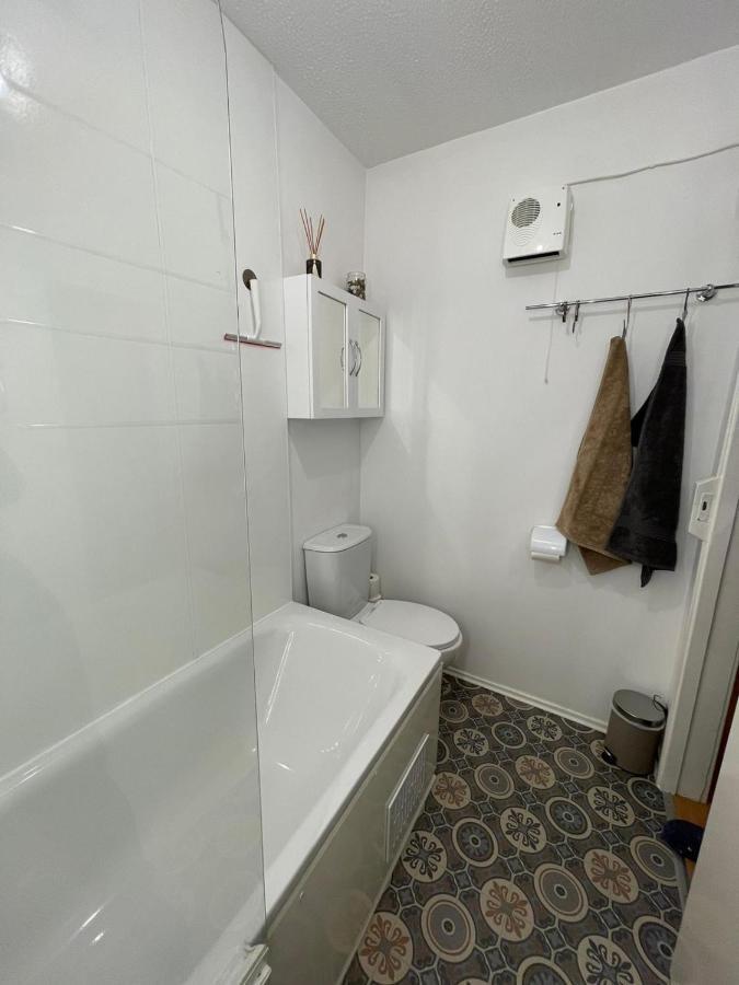 One Bedroom Websters Land Flat - Grassmarket Edinburg Exteriör bild